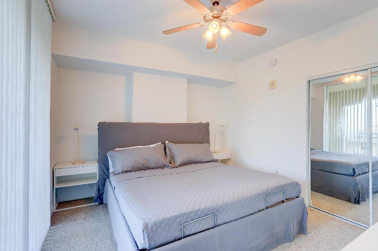 Apartment In Casa Costa Condo!Beach Pass Included ボイントンビーチ エクステリア 写真